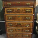 560 2303 CHEST OF DRAWERS